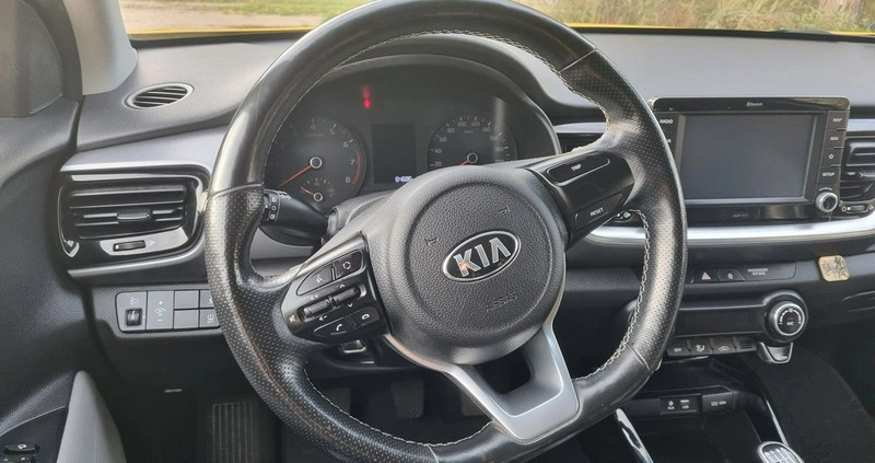 Kia Stonic cena 62700 przebieg: 64800, rok produkcji 2018 z Błaszki małe 301